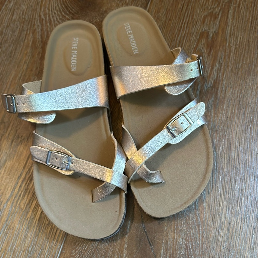 NWT Steve Madden girls sandal size 5